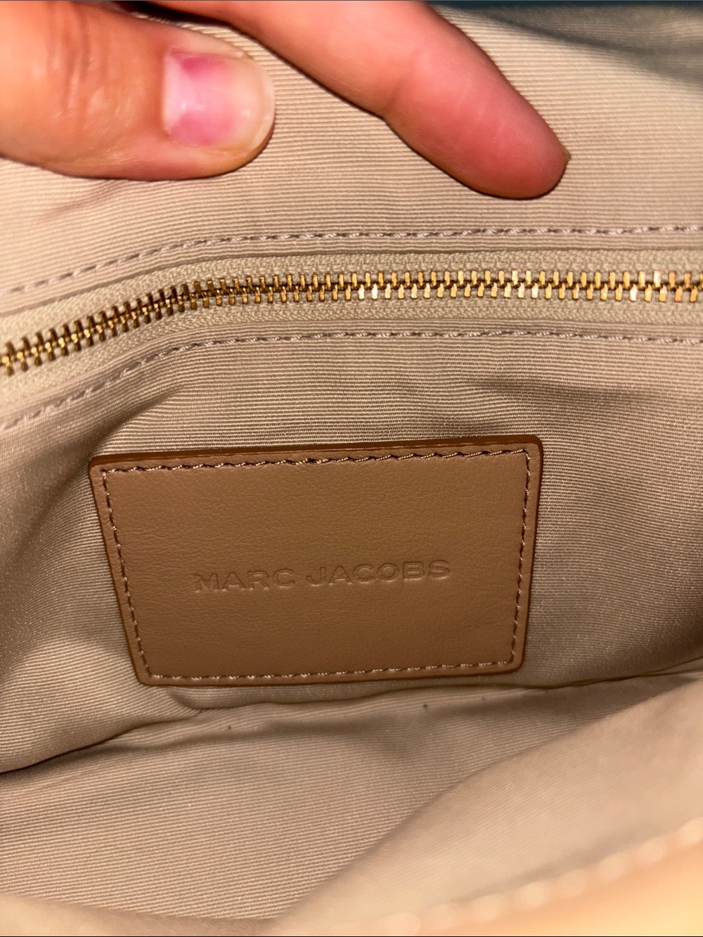 Marc Jacobs Quilted Leather Shoulder Bag - Picture 10 of 12